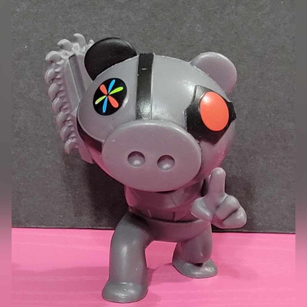 Roblox Piggy Robby Mini Action Figure By PhatMojo (0517)
